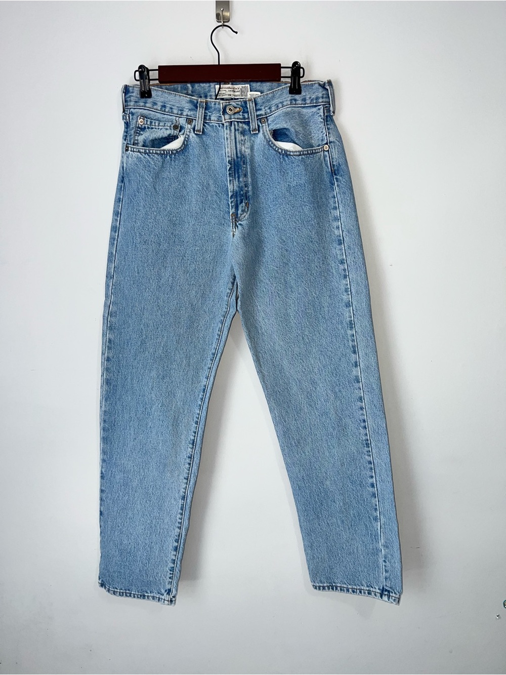 Abercrombie Vintage 90s Relaxed Straight Leg Jeans 8 Light Wash High Rise Mom